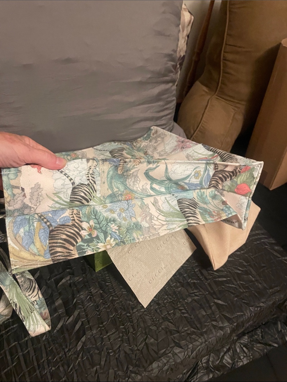 Gucci Floral Tiger Canvas Tote — Cream, Green, Blue - Picture 8 of 17